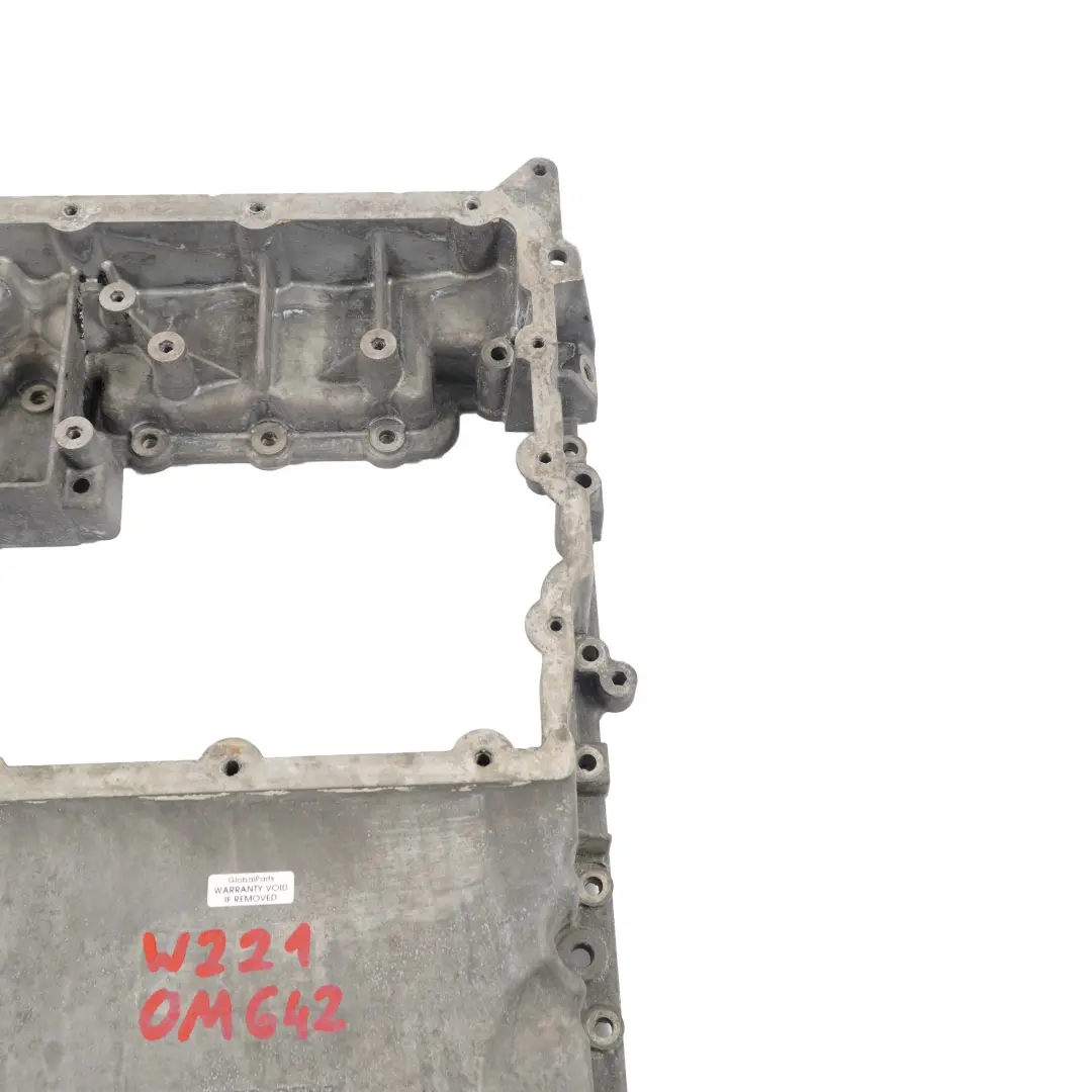 MERCEDES-BENZ CLASSE S W221 OM642 Moteur Diesel Carter D'Bouchon pour à propos du numéro de pièce A6420144002 MERCEDES-BENZ CLASSE S W221 OM642 Moteur Diesel Carter D'Bouchon - SKU A6420144002 - Numéro de pièce A6420144002