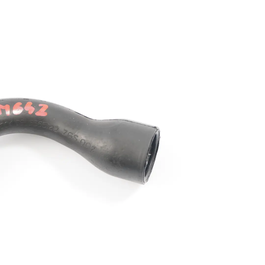 OM642 Séparateur d'huile Tuyau de reniflard pour Mercedes W164 W204 W212 à propos du numéro de pièce A6420160581 Mercedes W164 W204 W212 OM642 Séparateur d'huile Tuyau de reniflard - SKU A64201600581 - Numéro de pièce A6420160581