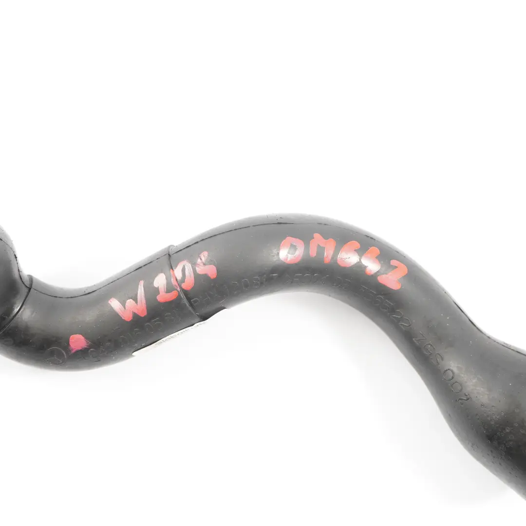 OM642 Séparateur d'huile Tuyau de reniflard pour Mercedes W164 W204 W212 à propos du numéro de pièce A6420160581 Mercedes W164 W204 W212 OM642 Séparateur d'huile Tuyau de reniflard - SKU A64201600581 - Numéro de pièce A6420160581