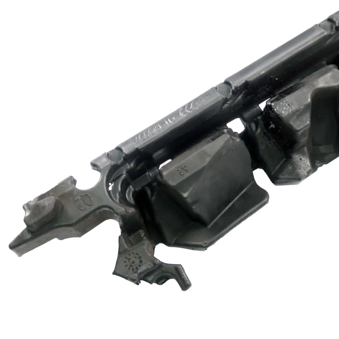  Aislamiento Motor Mercedes W221 Panel Cubierta Derecha OM642 Diesel - SKU A6420162024 - Número de pieza A6420162024