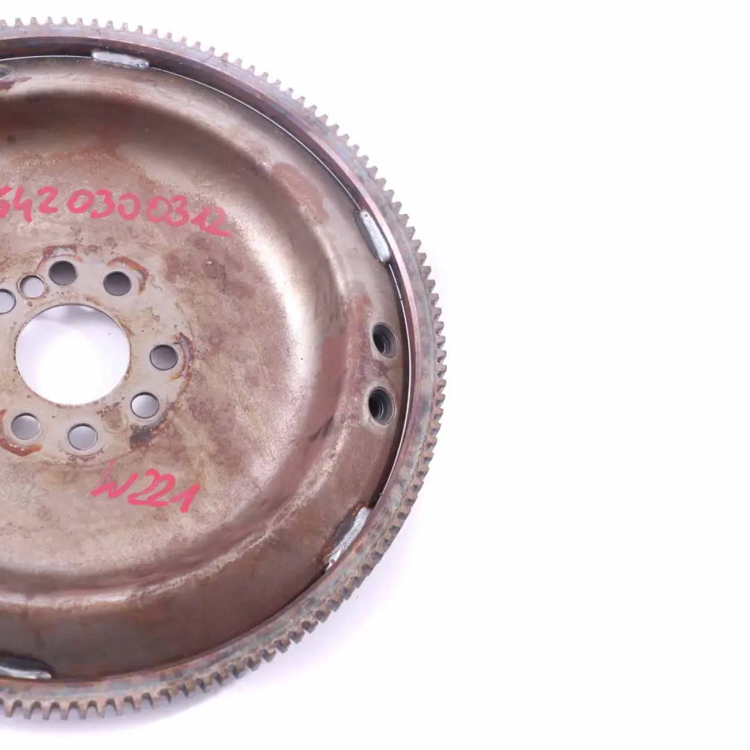 Anillo volante Mercedes W211 OM642 Caja cambios automática Motor para con número de pieza A6420300312 Anillo volante Mercedes W211 OM642 Caja cambios automática Motor - SKU A6420300312 - Número de pieza A6420300312