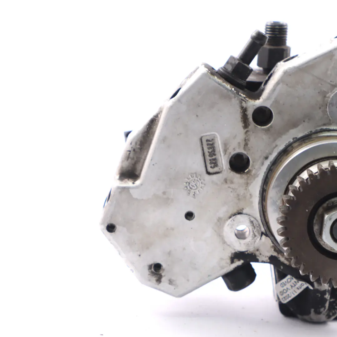 Fuel Pump Mercedes W204 OM642 Diesel High Pressure Pump - SKU A6420700201 - Part number A6420700201