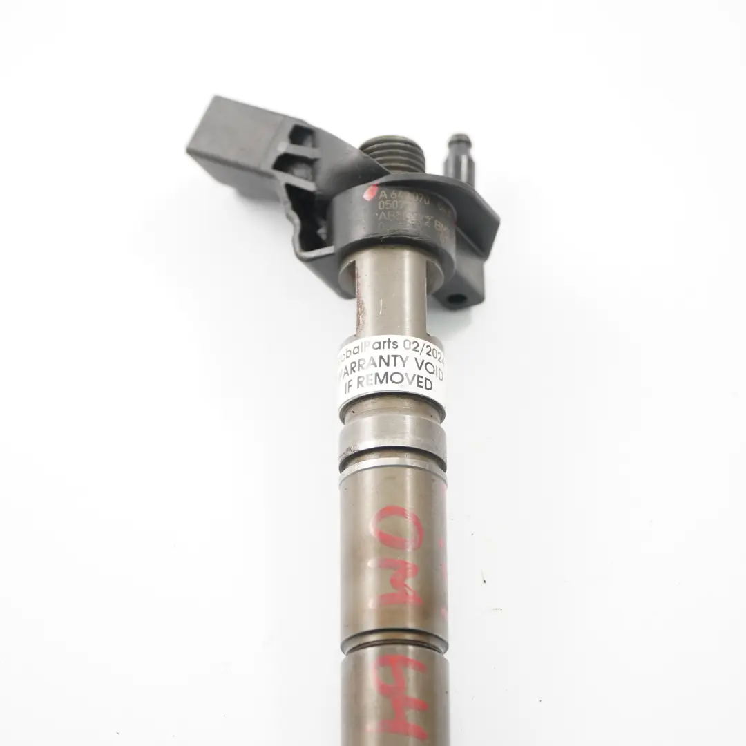  Inyector combustible Mercedes W164 W204 OM642 Boquilla inyección - SKU A6420700487 - Número de pieza A6420700487