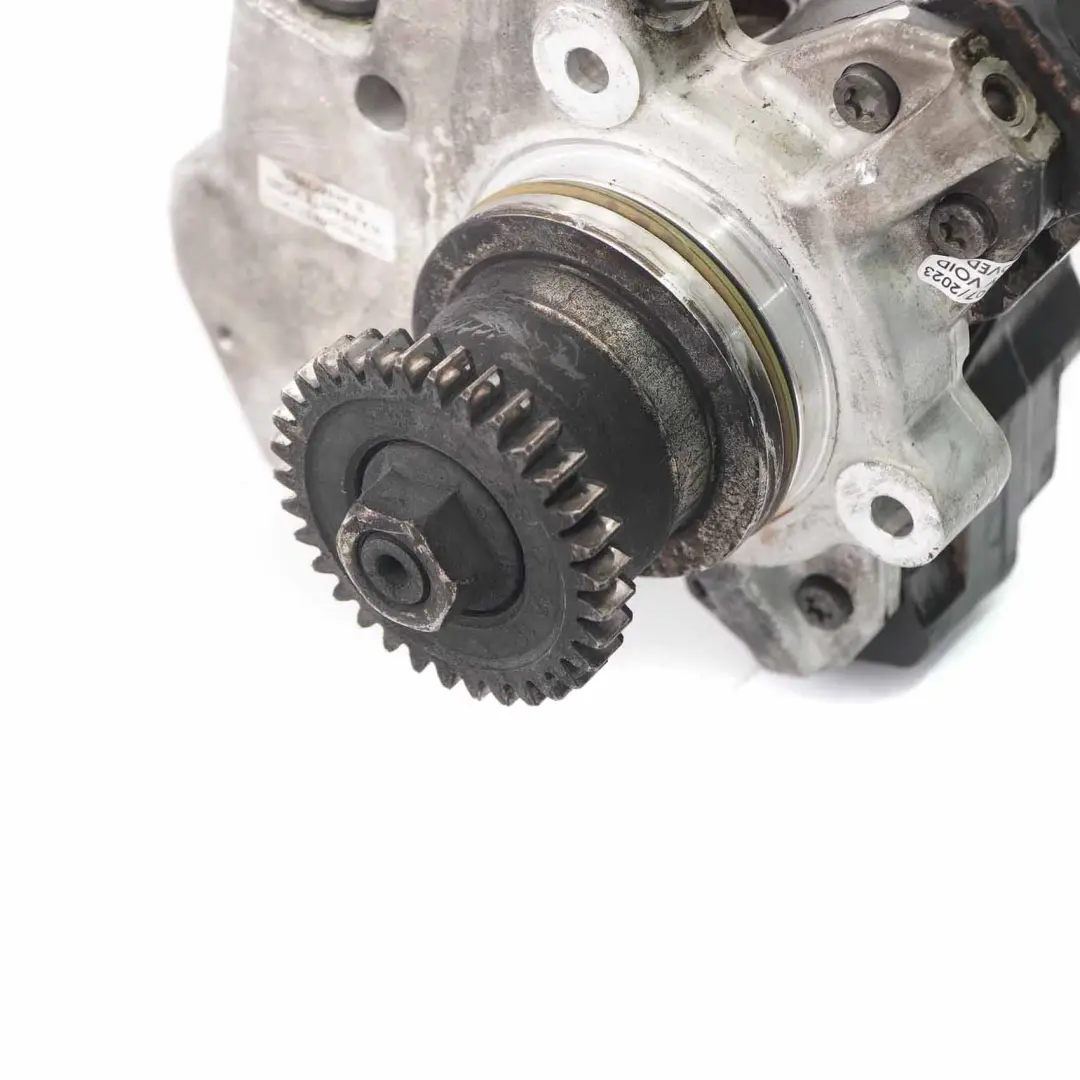  Pompe carburant Mercedes W204 W212 OM642 Pompe diesel haute pression - SKU A6420700801 - Numéro de pièce A6420700801