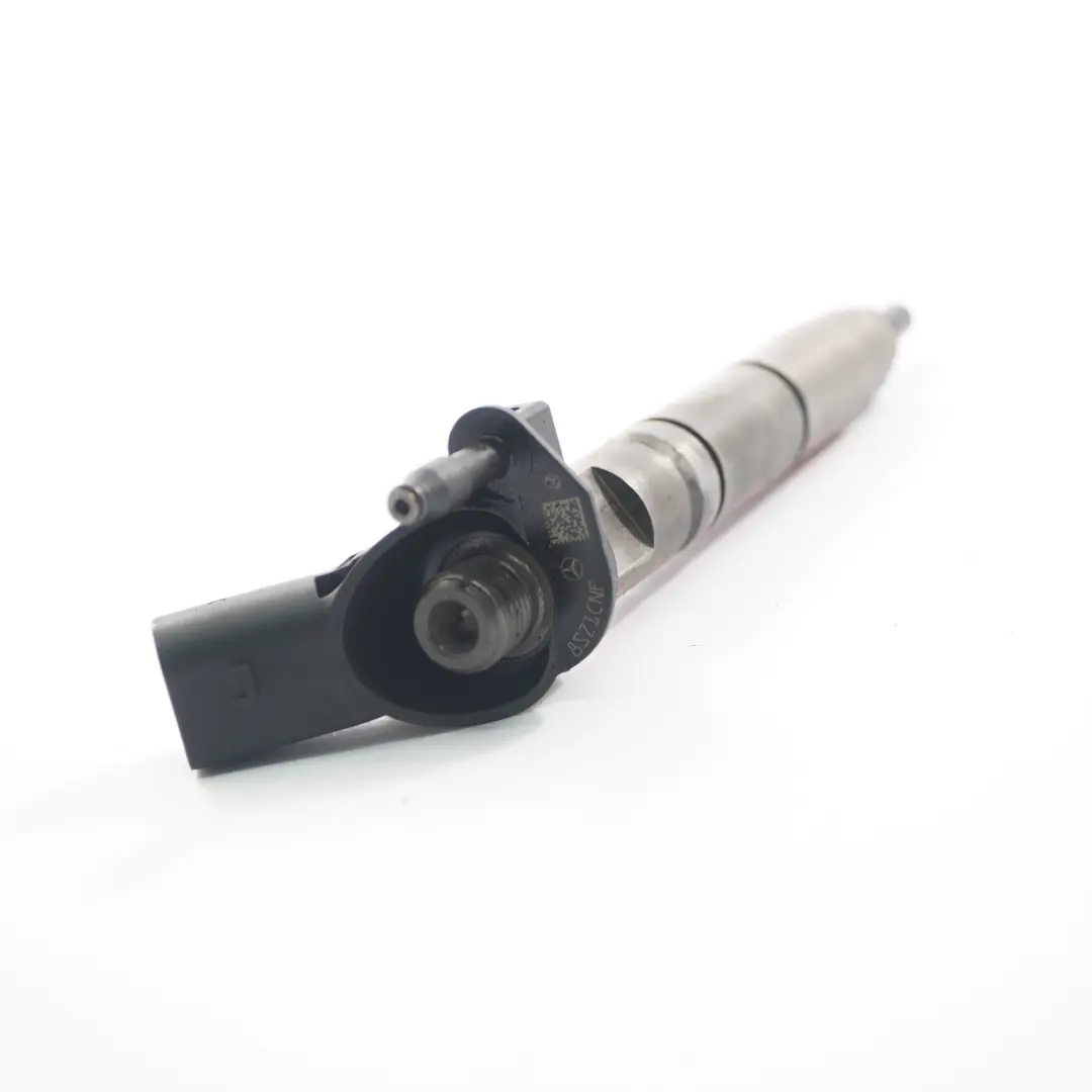 OM642 CDI Diesel Kraftstoffeinspritzung Einspritzdüse für Mercedes W221 mit Teilenummer A6420701987 Mercedes W221 OM642 CDI Diesel Kraftstoffeinspritzung Einspritzdüse - SKU A6420701987 - Teilenummer A6420701987