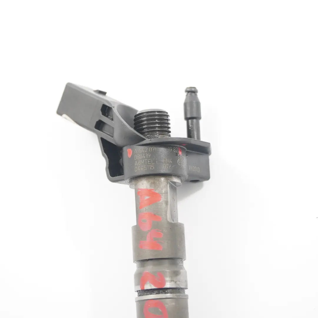 OM642 CDI Injecteur de carburant Buse d'injection pour Mercedes W221 à propos du numéro de pièce A6420701987 Mercedes W221 OM642 CDI Injecteur de carburant Buse d'injection - SKU A6420701987 - Numéro de pièce A6420701987