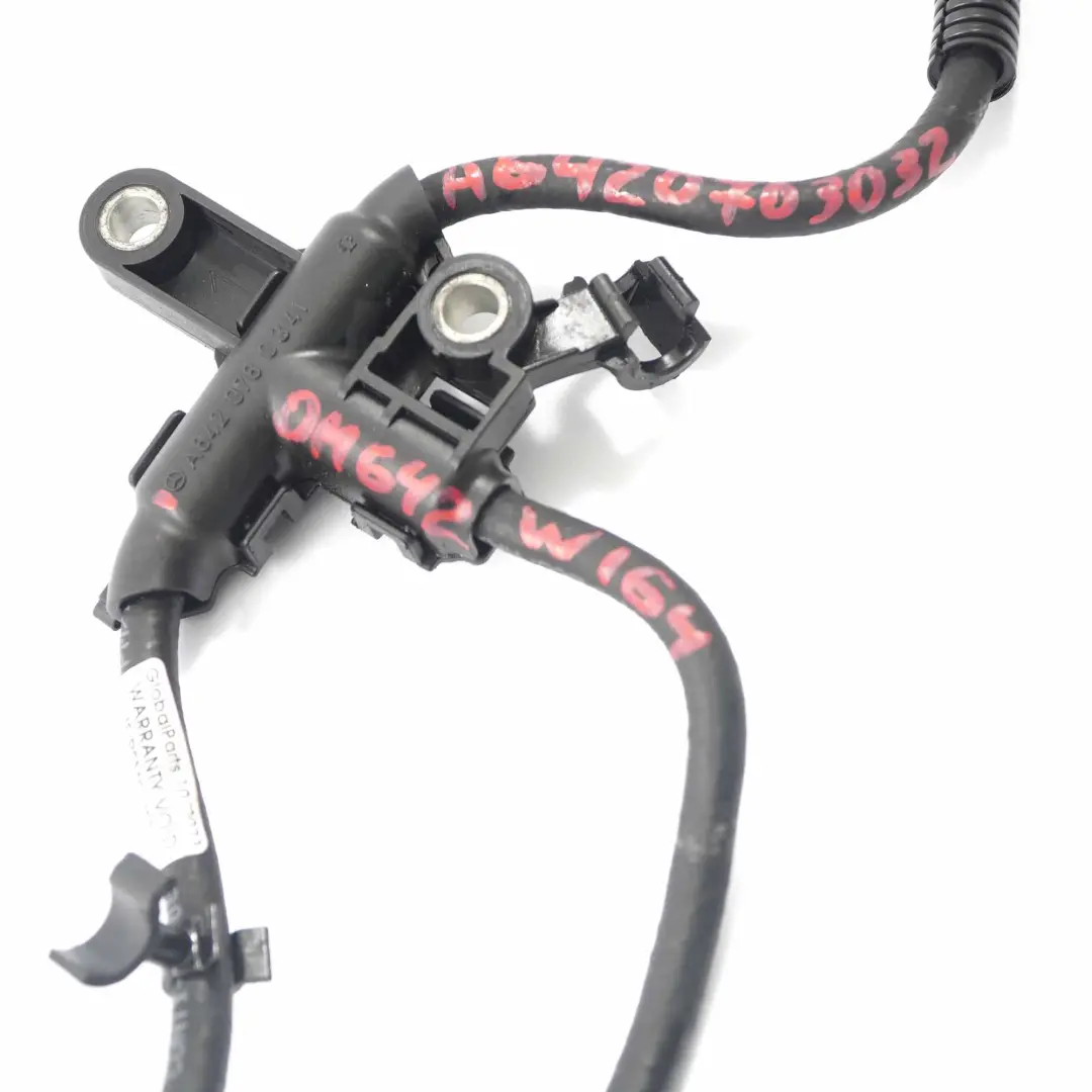 Mercedes W164 OM642 Fuel Overflow Leakoff Hose Line Pipe - SKU A6420703032 - Part number A6420703032