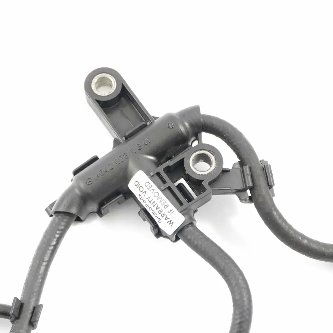  Línea de alimentación de combustible Mercedes W164 OM642 Tubo retorno manguera - SKU A6420705532-2 - Número de pieza A6420705532