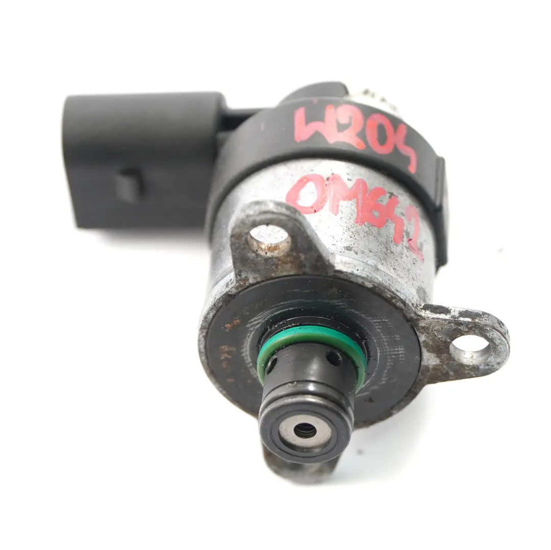 Mercedes W204 Silnik Diesel OM642 Regulator Ciśnienia Paliwa - SKU A6420740284 - Numer Części A6420740284