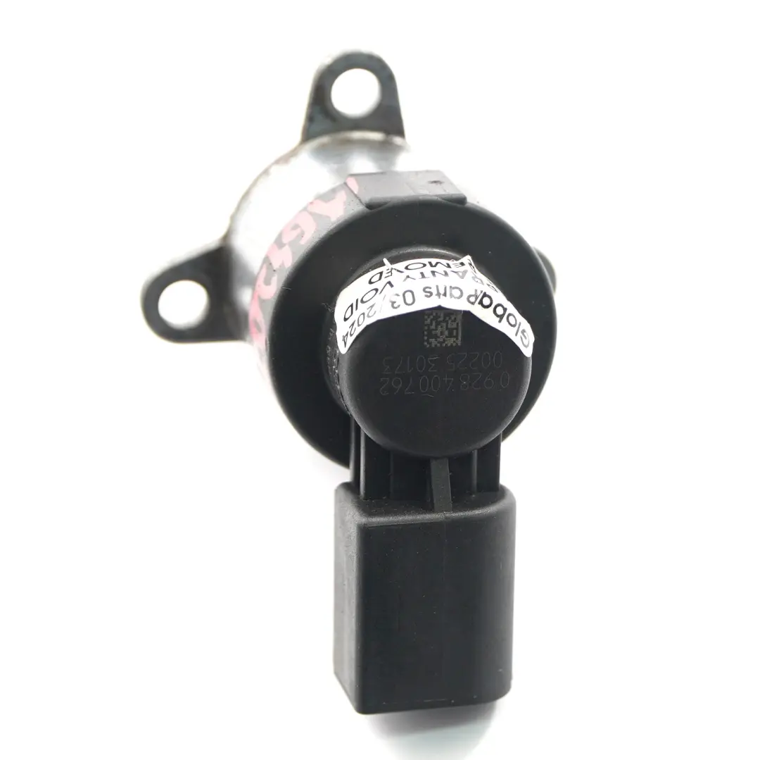  Soupape Mercedes W204 Diesel OM642 Régulateur de pression carburant - SKU A6420740284 - Numéro de pièce A6420740284