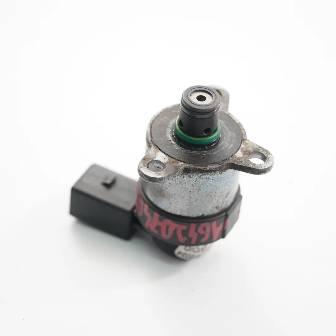  Soupape Mercedes W204 Diesel OM642 Régulateur de pression carburant - SKU A6420740284 - Numéro de pièce A6420740284