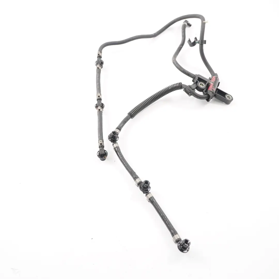 Mercedes W204 Diésel OM642 Línea De Retorno Combustible Con Soporte - SKU A6420780341-1 - Número de pieza A6420780341