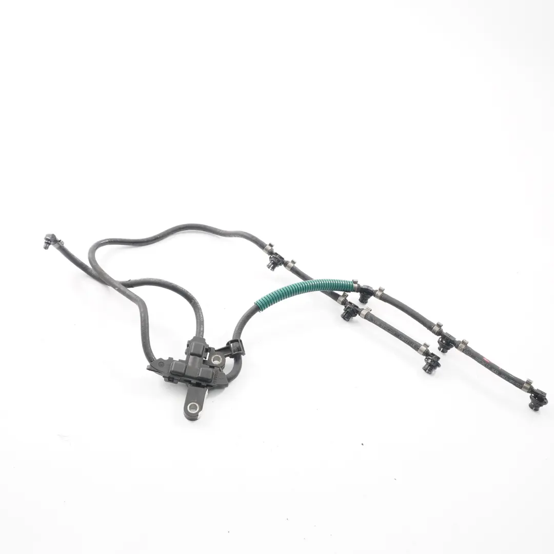 Mercedes W204 Diesel OM642 Ligne de retour de carburant avec support - SKU A6420780341 - Numéro de pièce A6420780341
