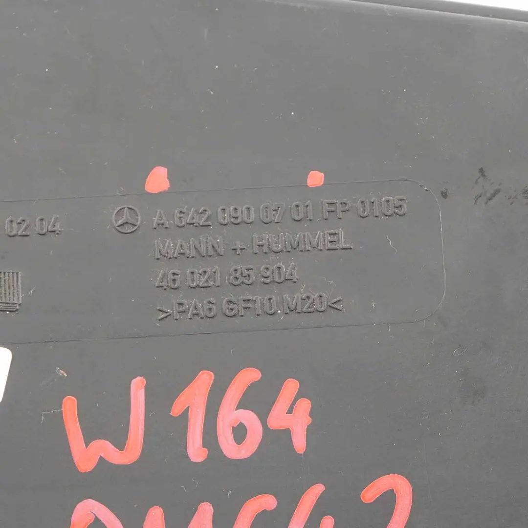 Mercedes ML W164 OM642 Caja del Filtro De Admision De Aire Izquierda - SKU A6420900701 - Número de pieza A6420900701