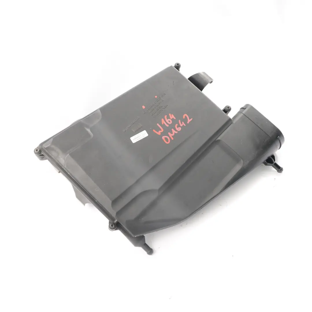 Filtr Powietrza Lewy do Mercedes ML W164 o numerze A6420900701 Mercedes ML W164 Filtr Powietrza Lewy - SKU A6420900701 - Numer Części A6420900701