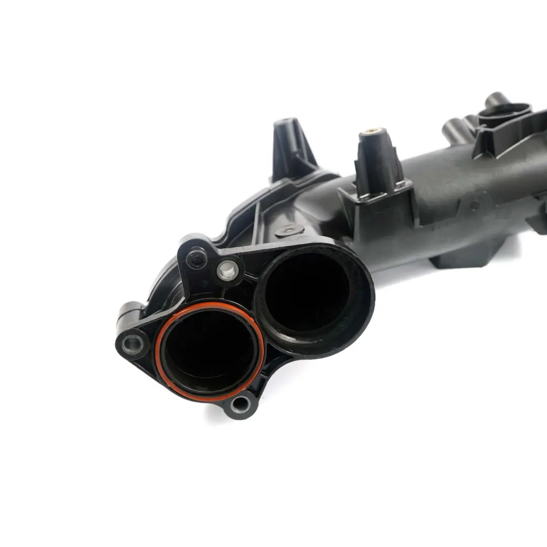 OM642 Tubo raffreddamento dello scarico del motore per EGR Mercedes W221 con numero di parte A6420901637 EGR Mercedes W221 OM642 Tubo raffreddamento dello scarico del motore - SKU A6420901637 - Numero di parte A6420901637