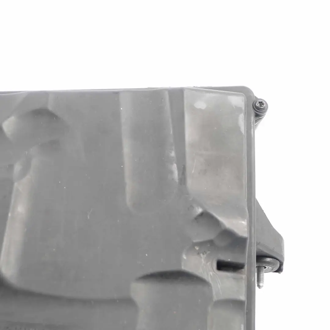 Mercedes W204 OM642 Caja del Filtro De Admision De Aire Izquierda - SKU A6420901901 - Número de pieza A6420901901
