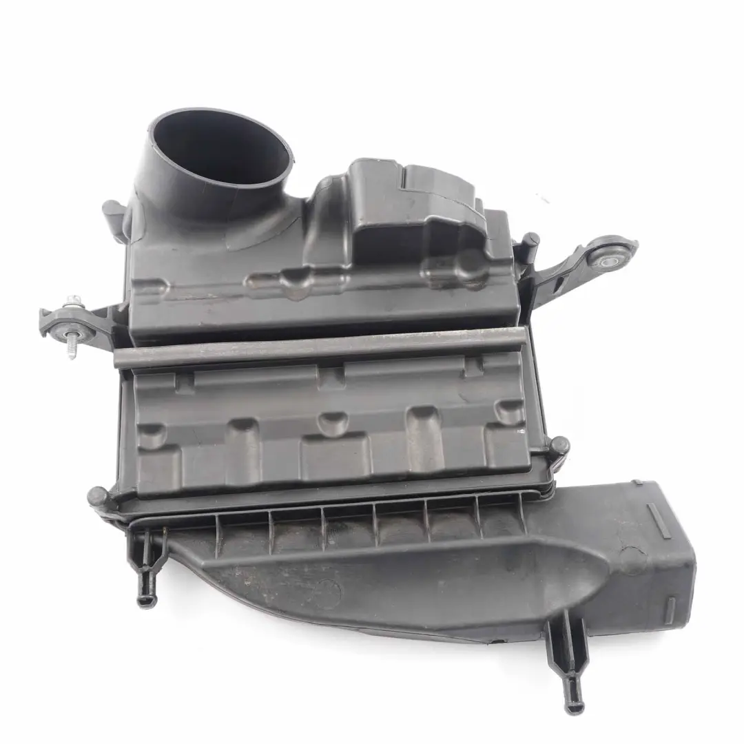 OM642 Caja del Filtro De Admision De Aire Izquierda para Mercedes W204 con número de pieza A6420901901 Mercedes W204 OM642 Caja del Filtro De Admision De Aire Izquierda - SKU A6420901901 - Número de pieza A6420901901