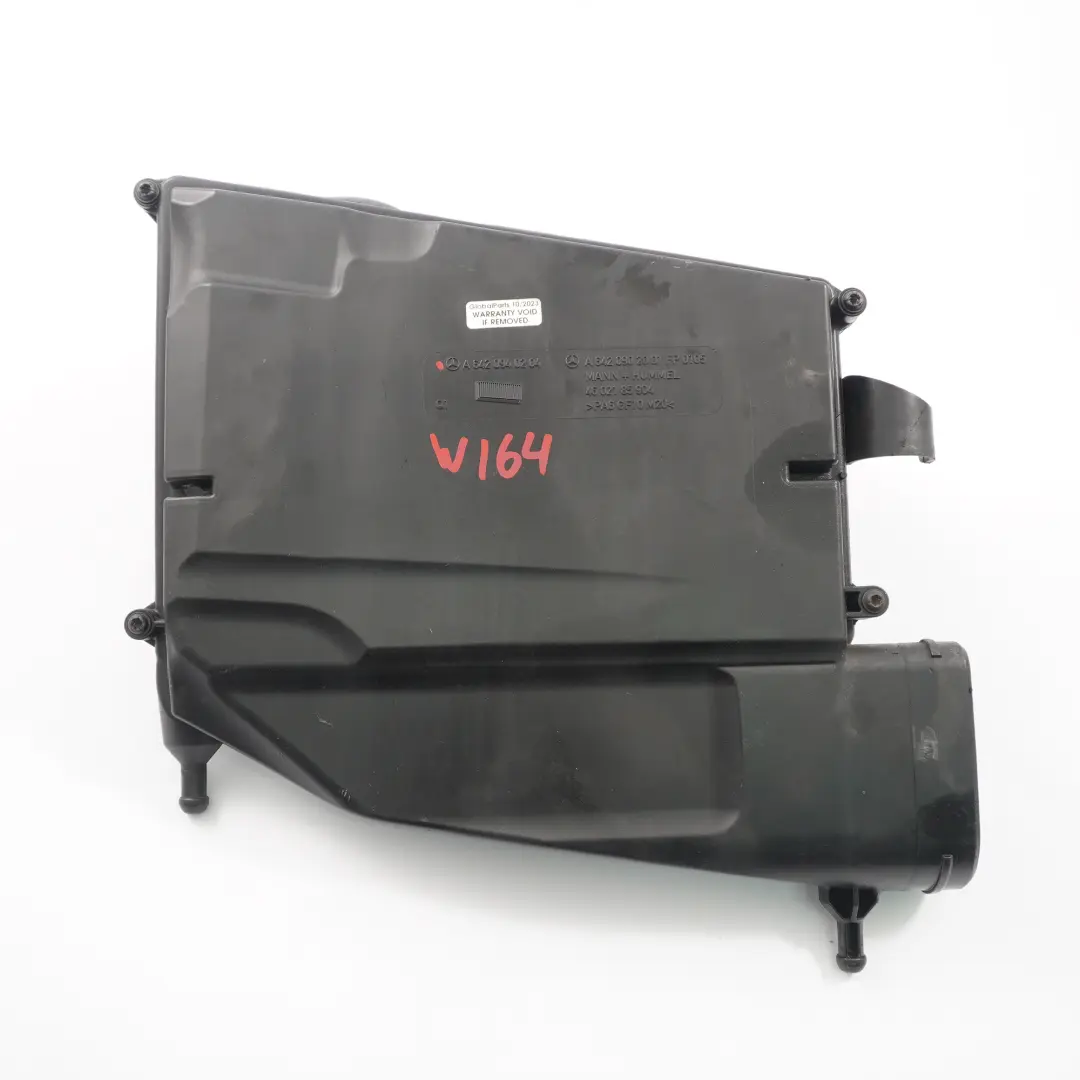 OM642 Diesel filtro aria scatola copertura destra per Mercedes ML W164 con numero di parte A6420902001 Mercedes ML W164 OM642 Diesel filtro aria scatola copertura destra - SKU A6420902001 - Numero di parte A6420902001