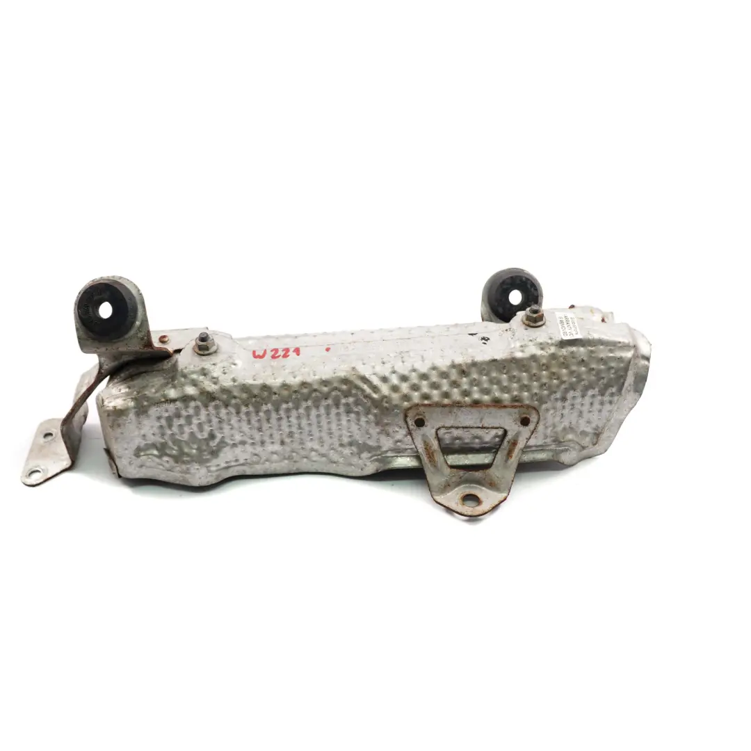 Mercedes W221 OM642 Plaque isolante gauche - SKU A6420902941 - Numéro de pièce A6420902941