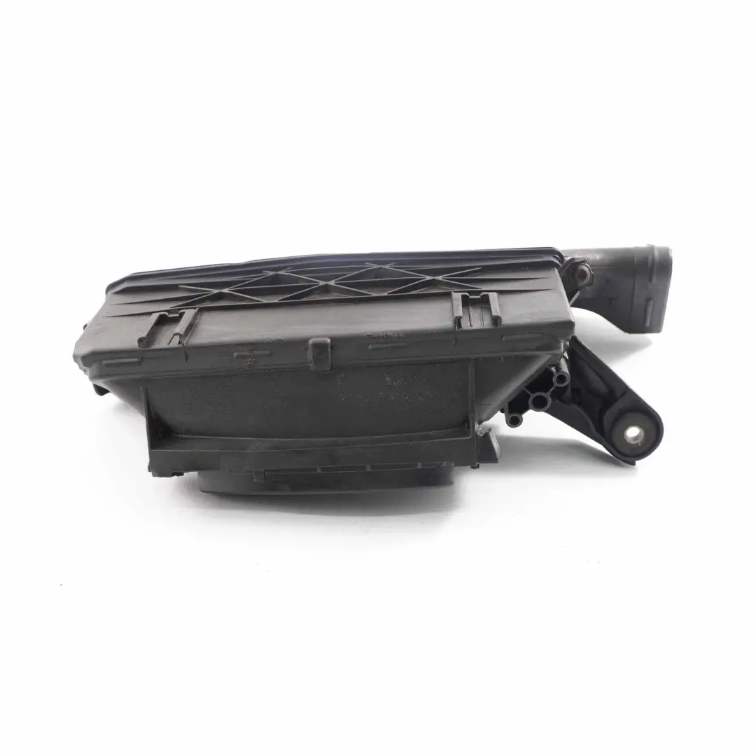 Caja Filtro Aire Mercedes W204 W212 OM642 Diesel Izquierda Carcasa para con número de pieza A6420903501 Caja Filtro Aire Mercedes W204 W212 OM642 Diesel Izquierda Carcasa - SKU A6420903501 - Número de pieza A6420903501