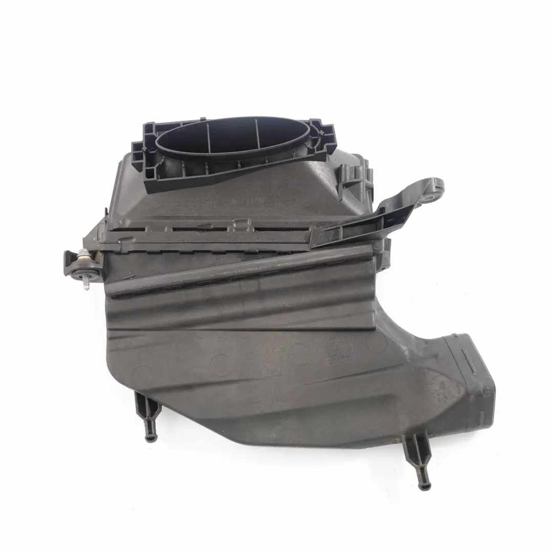 Filtro Aria Mercedes W204 W212 OM642 Diesel Sinistra Alloggiamento per con numero di parte A6420903501 Filtro Aria Mercedes W204 W212 OM642 Diesel Sinistra Alloggiamento - SKU A6420903501 - Numero di parte A6420903501