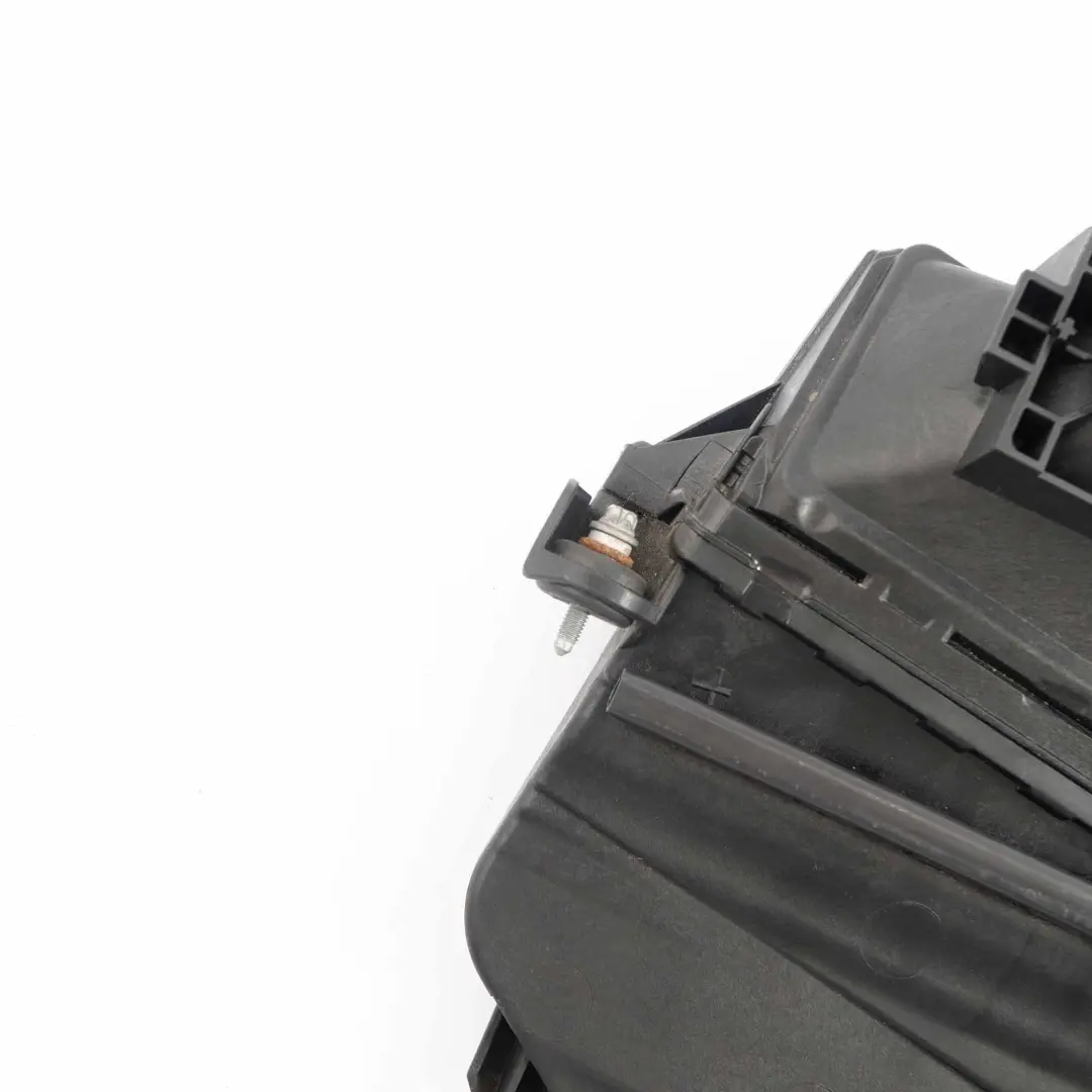  Filtre À Air Mercedes W204 W212 OM642 Diesel Gauche Housing - SKU A6420903501 - Numéro de pièce A6420903501