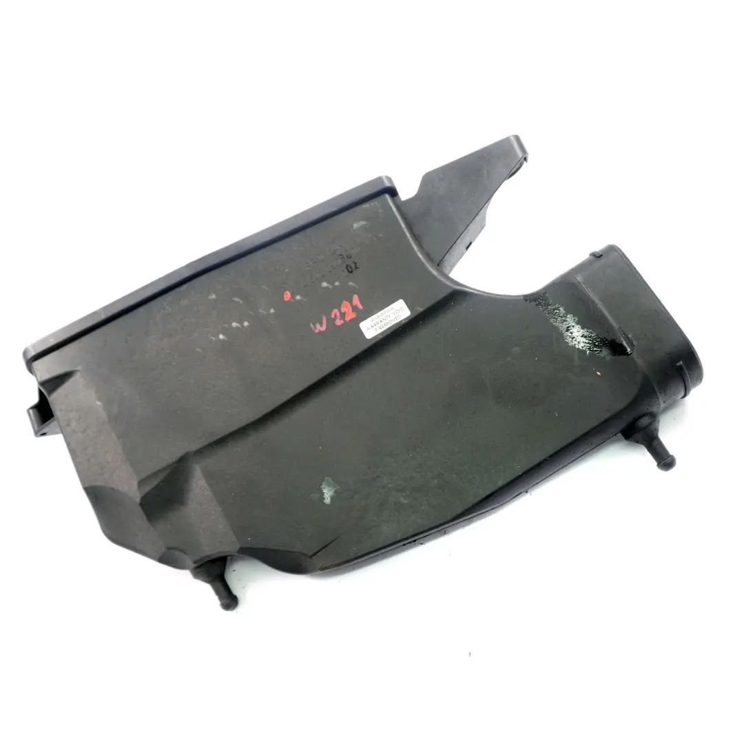 Mercedes Boîte de Filtre à Air W221 Boîtier Droit OM642 Diesel - SKU A6420903601 - Numéro de pièce A6420903601