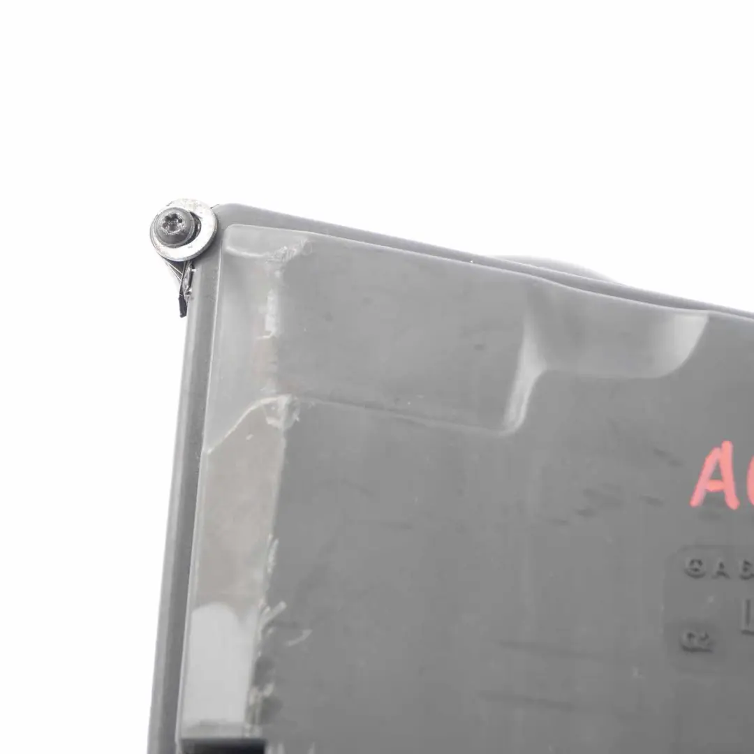 Filter Box Mercedes W204 W212 OM642 Air Intake Housing Right O/S A6420901601 to Air with Part number A6420904001 Air Filter Box Mercedes W204 W212 OM642 Air Intake Housing Right O/S A6420901601 - SKU A6420904001 - Part number A6420904001