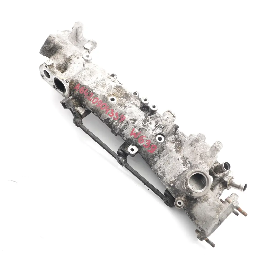 Einlasskrümmer Mercedes W639 Diesel OM642 Linke Ladeluftleitung für mit Teilenummer A6420904337 Einlasskrümmer Mercedes W639 Diesel OM642 Linke Ladeluftleitung - SKU A6420904337 - Teilenummer A6420904337