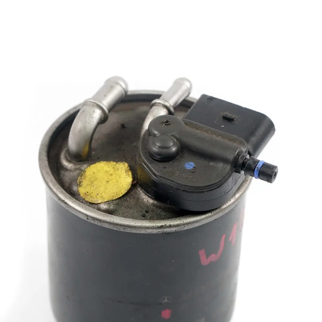 Filtro Combustible OM642 Carcasa del Motor Diesel para Mercedes W176 W245 con número de pieza A6420906452 Mercedes W176 W245 Filtro Combustible OM642 Carcasa del Motor Diesel - SKU A6420906452-1 - Número de pieza A6420906452