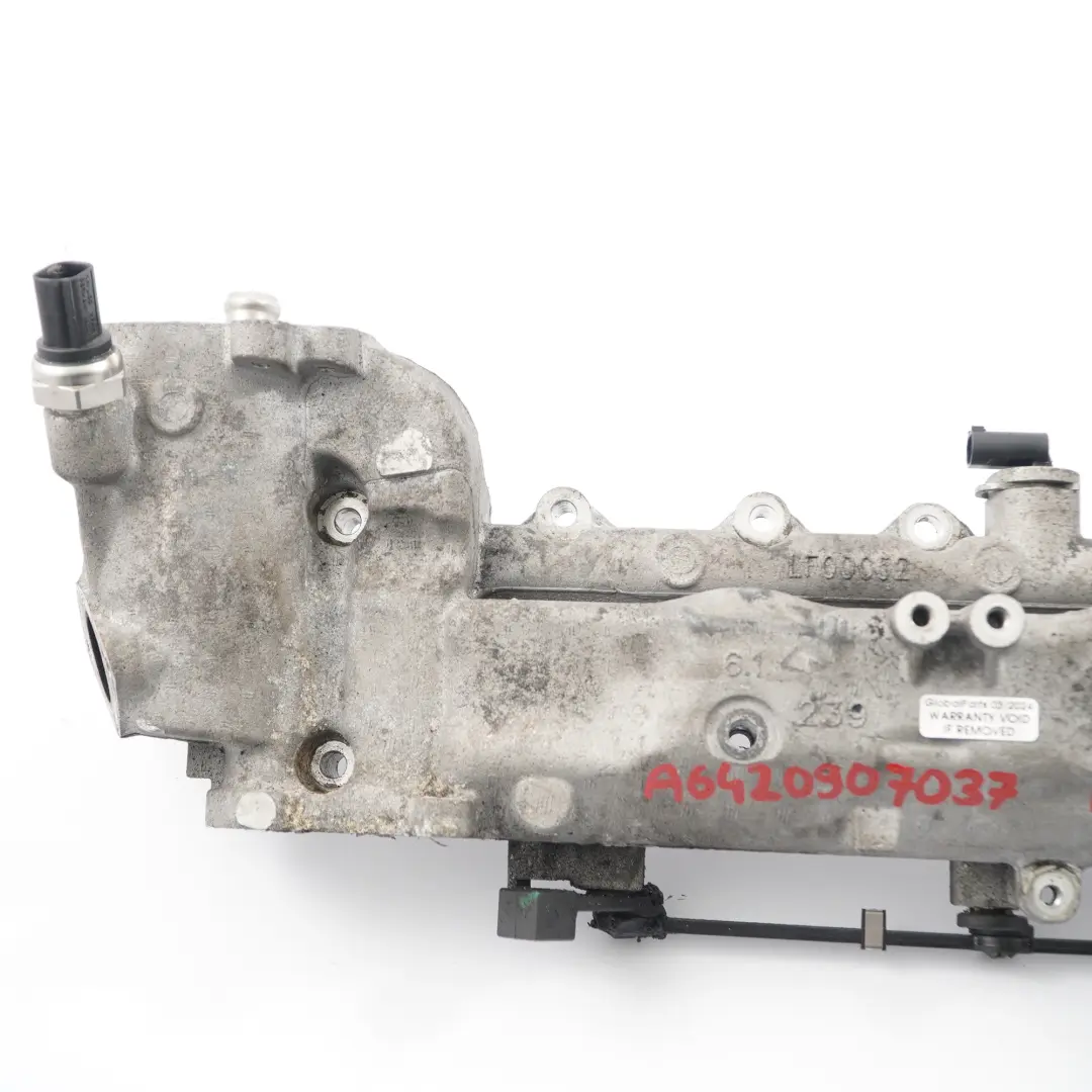  Múltiple de admisión Mercedes W204 OM642 Diesel V6 Motor Izquierdo Múltiple - SKU A6420907037 - Número de pieza A6420907037