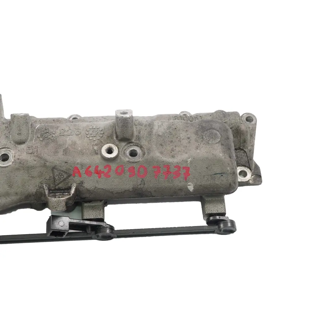 Collettore Aspirazione Mercedes W207 W212 OM642 Carica Aria Destra per con numero di parte A6420907737 Collettore Aspirazione Mercedes W207 W212 OM642 Carica Aria Destra - SKU A6420907737 - Numero di parte A6420907737