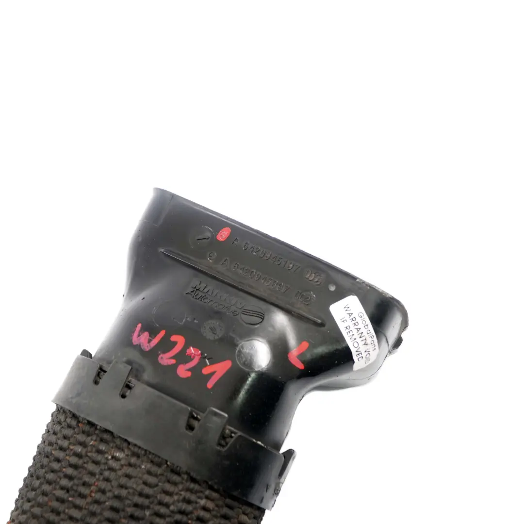 tubo aspirazione aria sinistra OM642 motore diesel per Mercedes W221 con numero di parte A6420945197 Mercedes W221 tubo aspirazione aria sinistra OM642 motore diesel - SKU A6420945197 - Numero di parte A6420945197