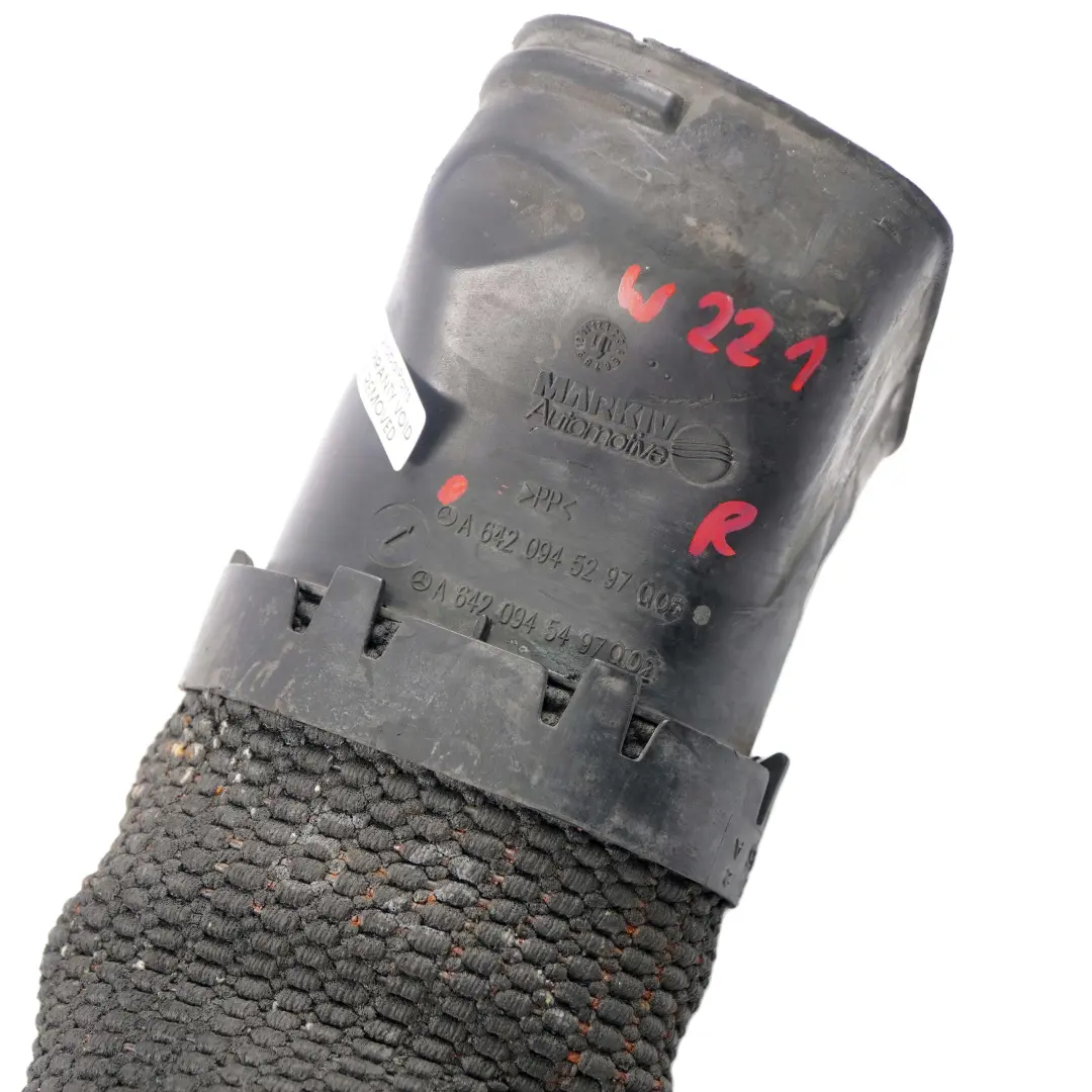 tubo di aspirazione aria destra OM642 motore diesel per Mercedes W221 con numero di parte A6420945297 Mercedes W221 tubo di aspirazione aria destra OM642 motore diesel - SKU A6420945297 - Numero di parte A6420945297