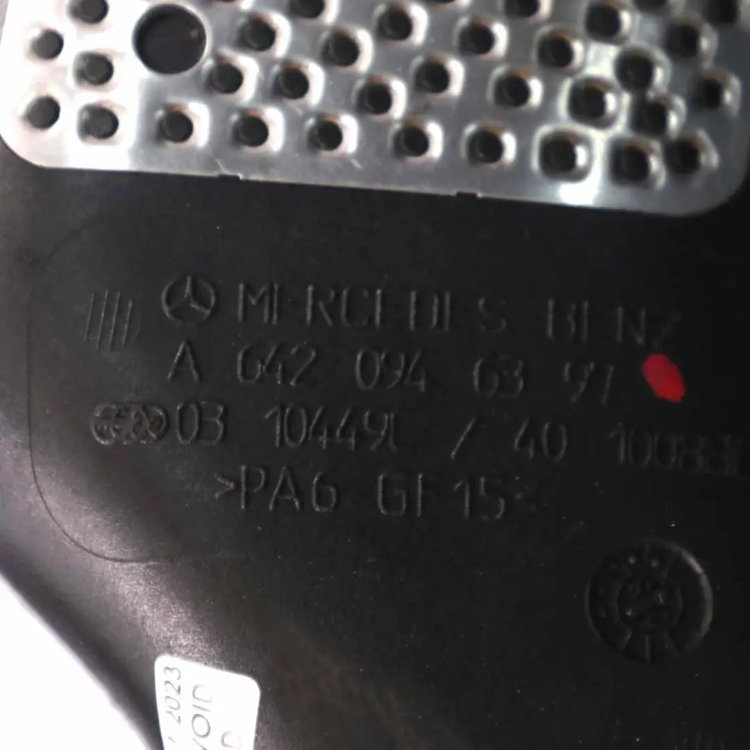 Turbokrümmer Mercedes W204 OM642 Luftkanal Durchflussmengenmesser für mit Teilenummer A6420946397 Turbokrümmer Mercedes W204 OM642 Luftkanal Durchflussmengenmesser - SKU A6420946397 - Teilenummer A6420946397