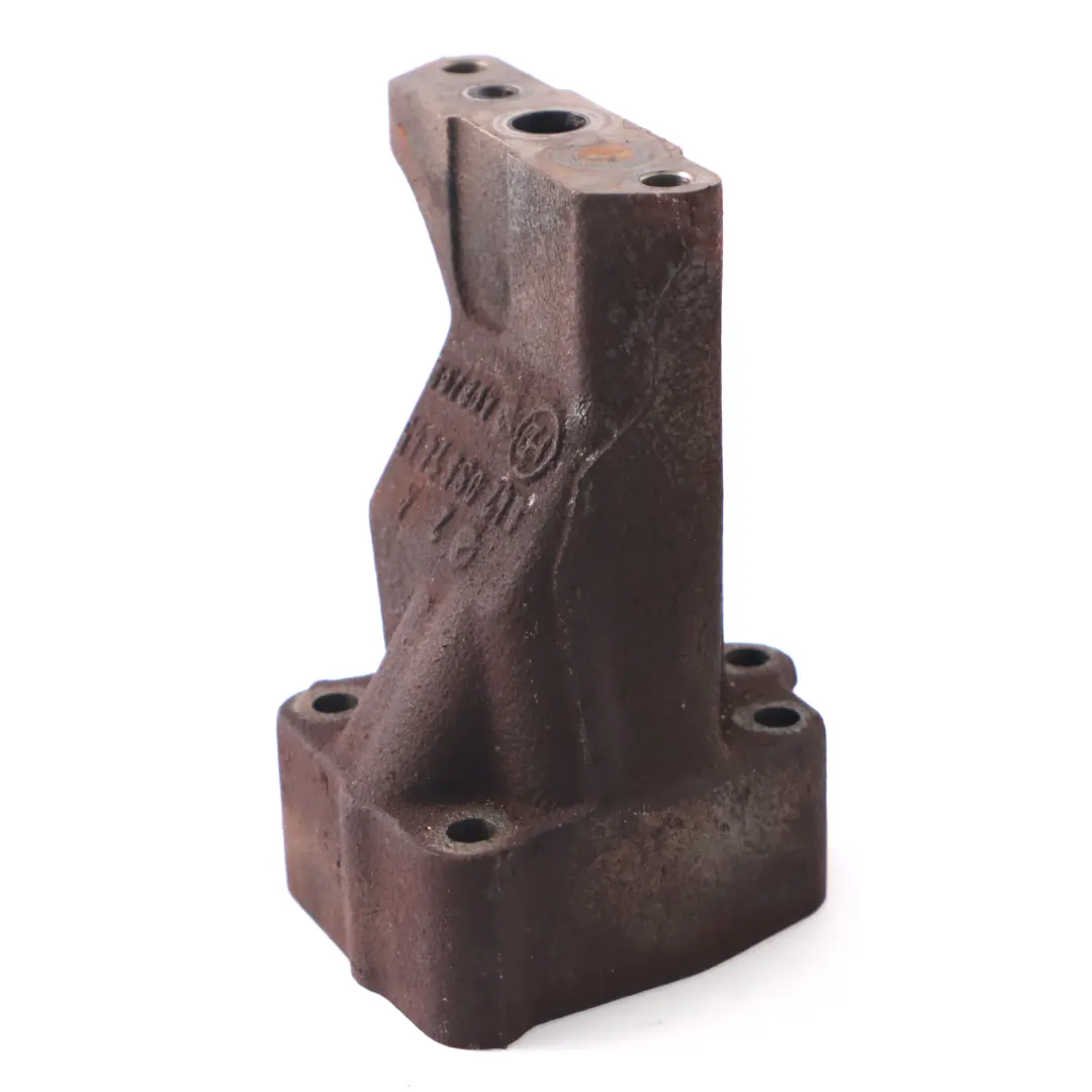  Soporte Turbo Mercedes W204 W212 OM642 Soporte Turbo A6420961445 - SKU A6420960100 - Número de pieza A6420960100