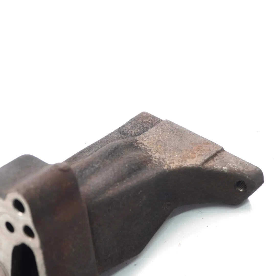 Mercedes W204 Motor Diesel OM642 Soporte Portador Turbocompresor - SKU A6420961745 - Número de pieza A6420961745