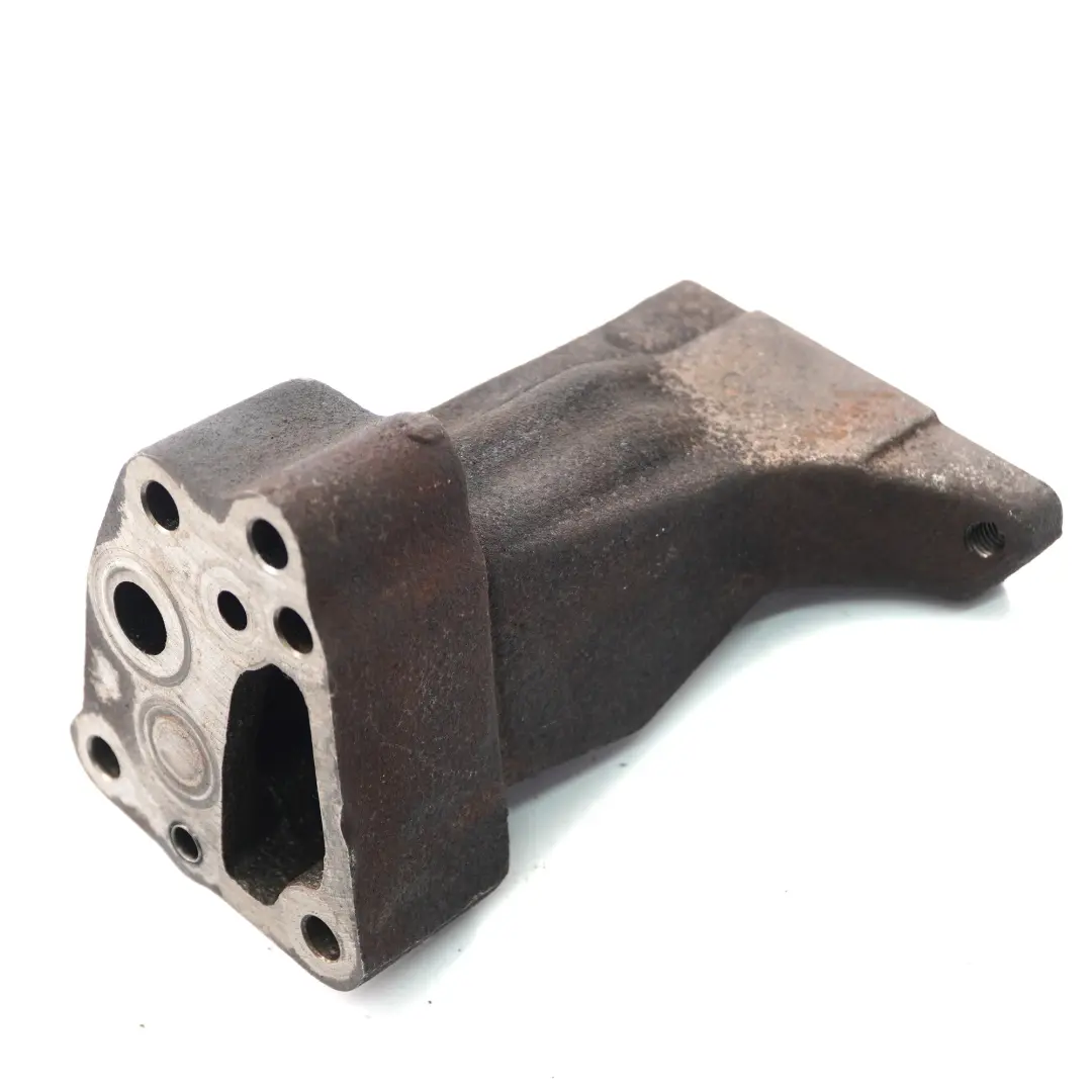  Support Mercedes W204 Diesel Engine OM642 Turbocharger Carrier Mount - SKU A6420961745 - Part number A6420961745