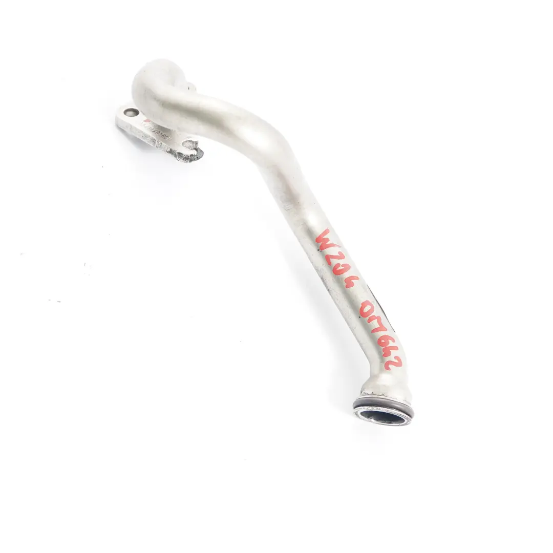 Tuyau EGR Mercedes W164 W204 W212 OM642 Ligne soupapes Moteur diesel  - SKU A6421401608 - Numéro de pièce A6421401608