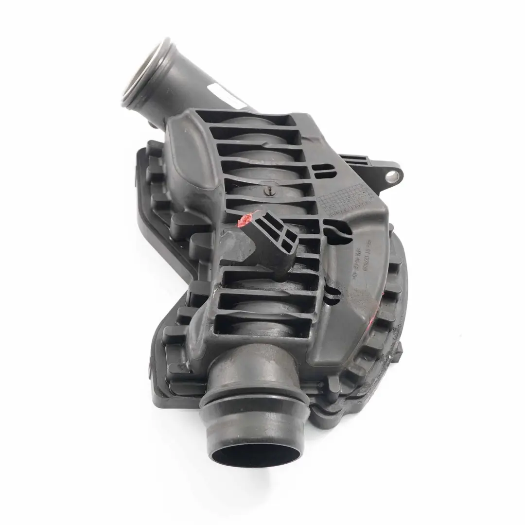 OM642 Wąż Przewód Rura Filtra do Mercedes W204 W212 o numerze A6421402987 Mercedes W204 W212 OM642 Wąż Przewód Rura Filtra - SKU A6421402987 - Numer Części A6421402987