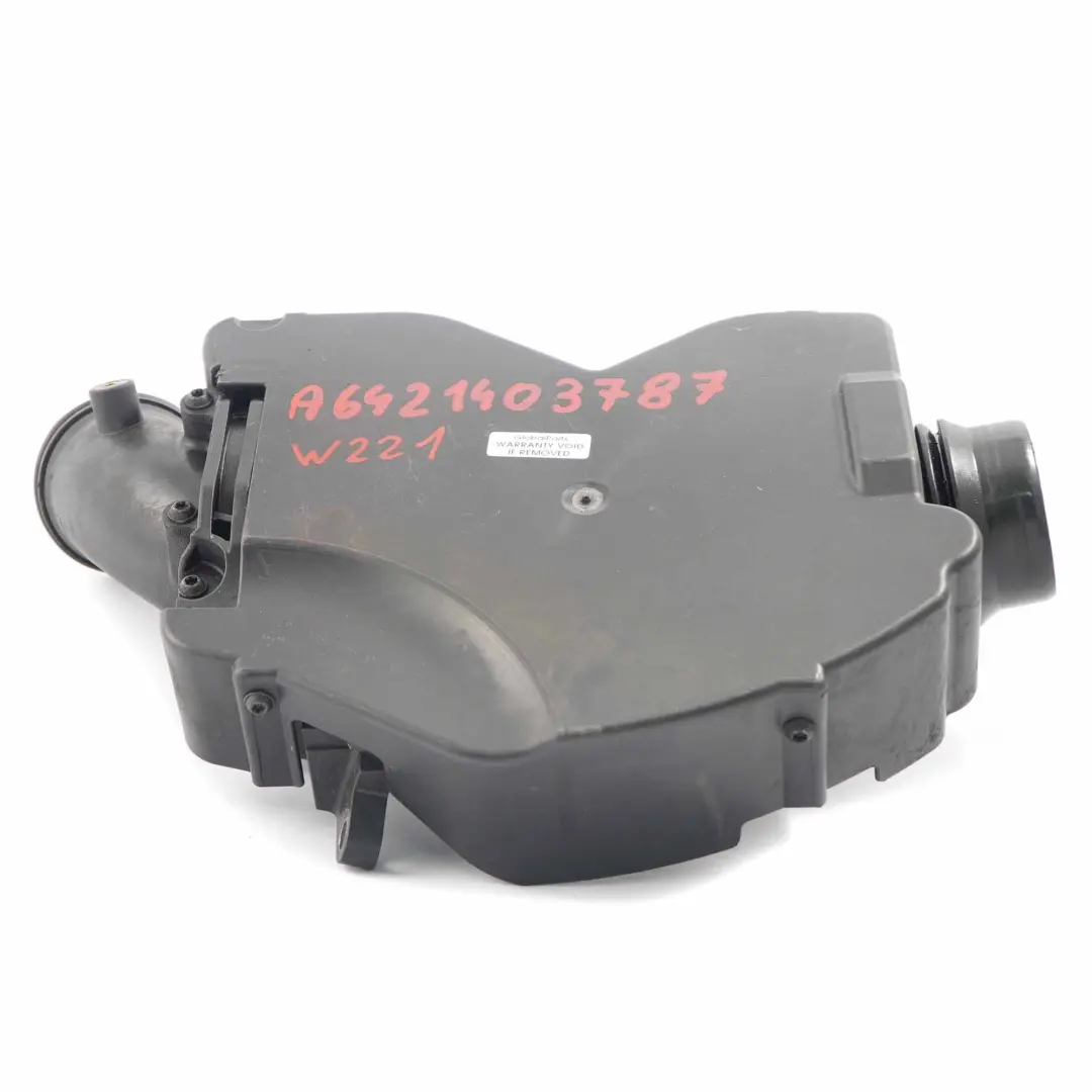 OM642 Carcasa del Silenciador de Aire Diesel para Mercedes W221 con número de pieza A6421403787 Mercedes W221 OM642 Carcasa del Silenciador de Aire Diesel - SKU A6421403787 - Número de pieza A6421403787