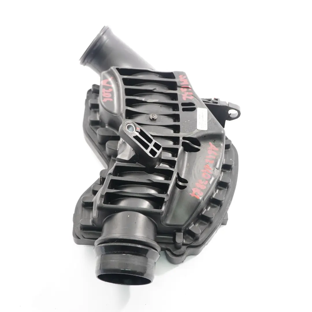  Tubo aspirazione Mercedes W204 W212 OM642 Aria Silenziatore Filtro - SKU A6421403887 - Numero di parte A6421403887