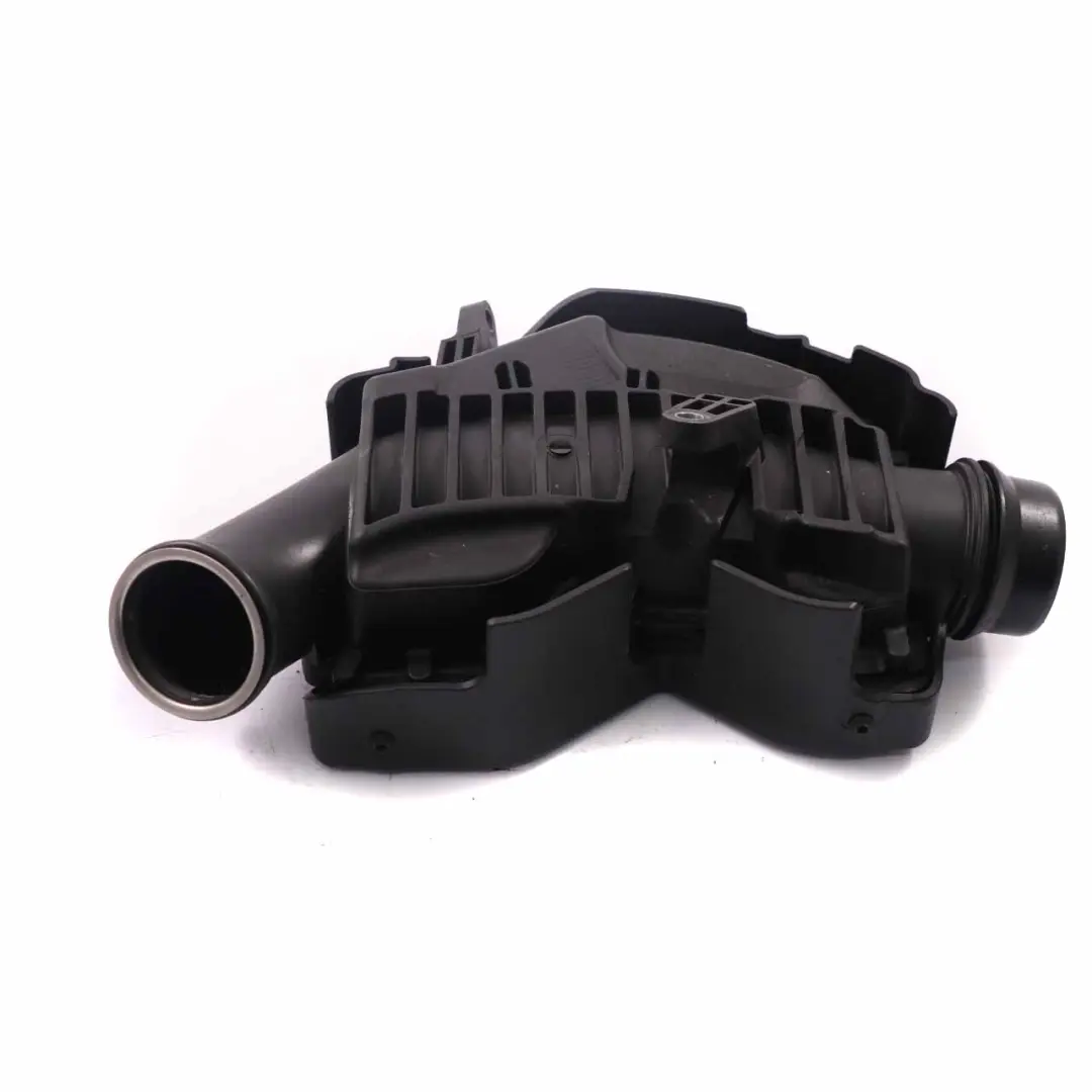 Mercedes W218 Admission d'air Intercooler Silencieux OM642 Amortisseur de bruit - SKU A6421403987 - Numéro de pièce A6421403987