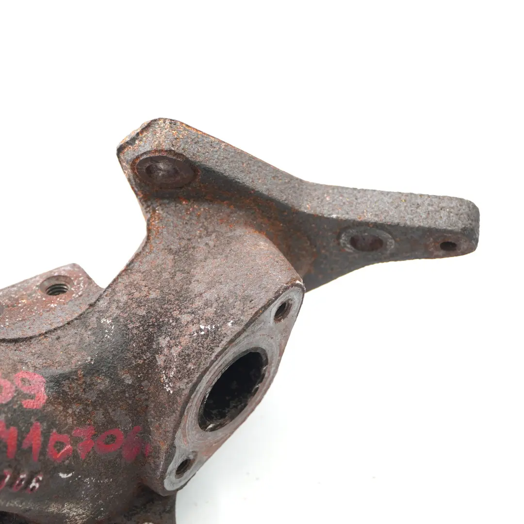 Collettore Mercedes W639 Diesel OM642 Collettore dei gas di scarico per con numero di parte A6421410706 Collettore Mercedes W639 Diesel OM642 Collettore dei gas di scarico - SKU A6421410706 - Numero di parte A6421410706