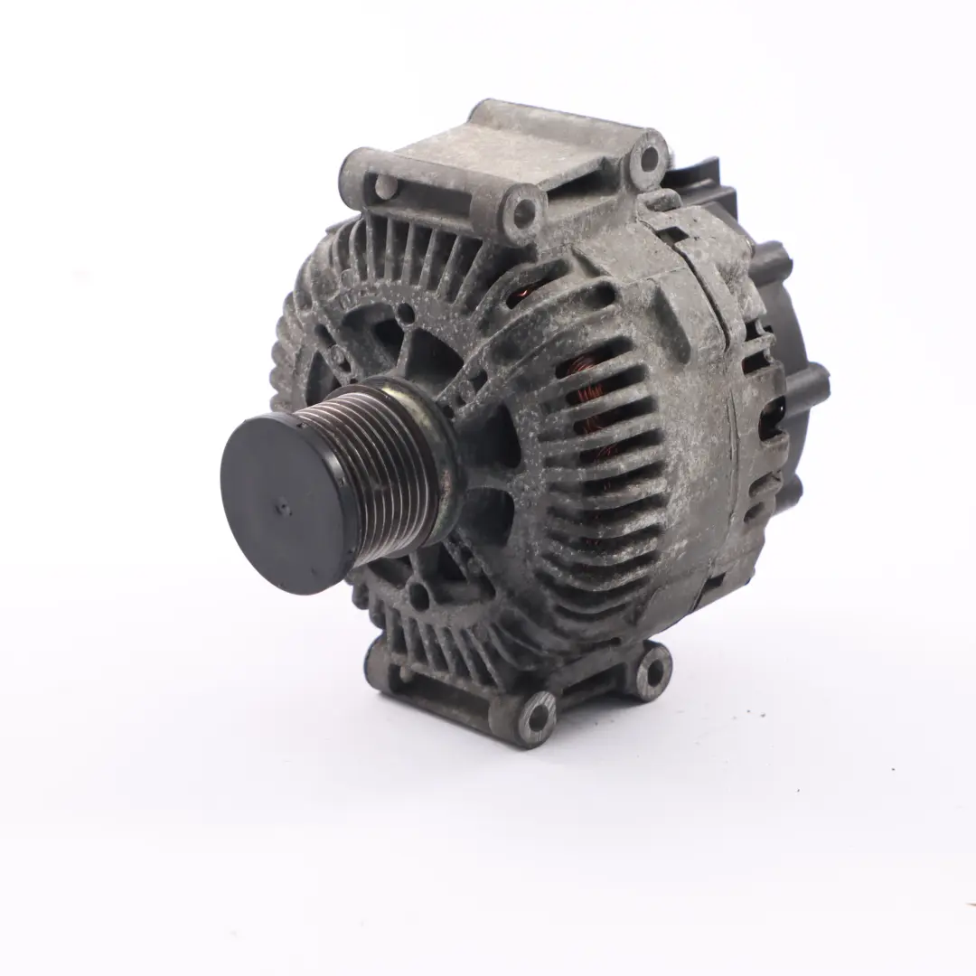 OM642 Diesel Alternator Prądnica Agregat 180A do Mercedes W164 W251 o numerze A6421540502 Mercedes W164 W251 OM642 Diesel Alternator Prądnica Agregat 180A - SKU A6421540502 - Numer Części A6421540502