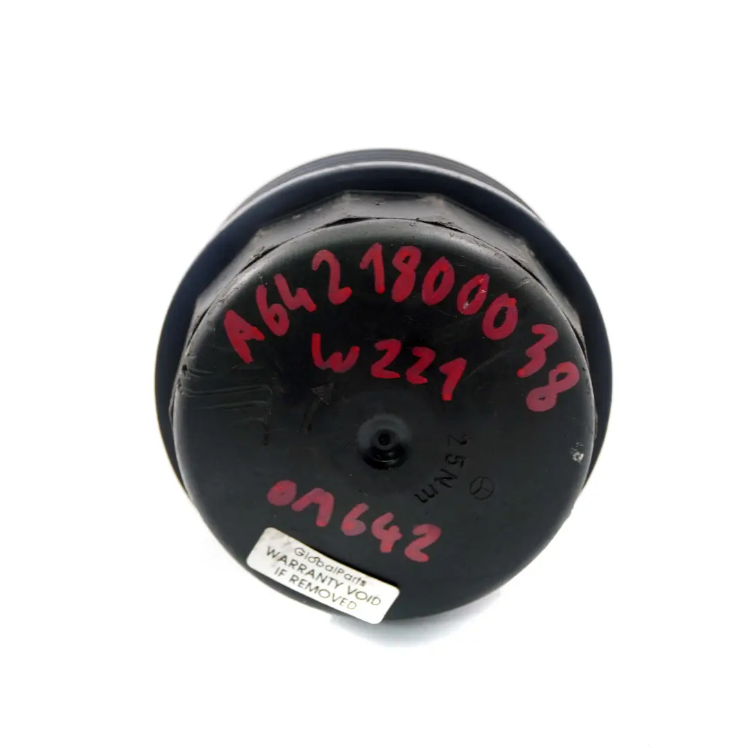 Boîtier de filtre à huile Mercedes W221 Diesel Engine Cover OM642 pour à propos du numéro de pièce A6421800038 Boîtier de filtre à huile Mercedes W221 Diesel Engine Cover OM642 - SKU A6421800038 - Numéro de pièce A6421800038