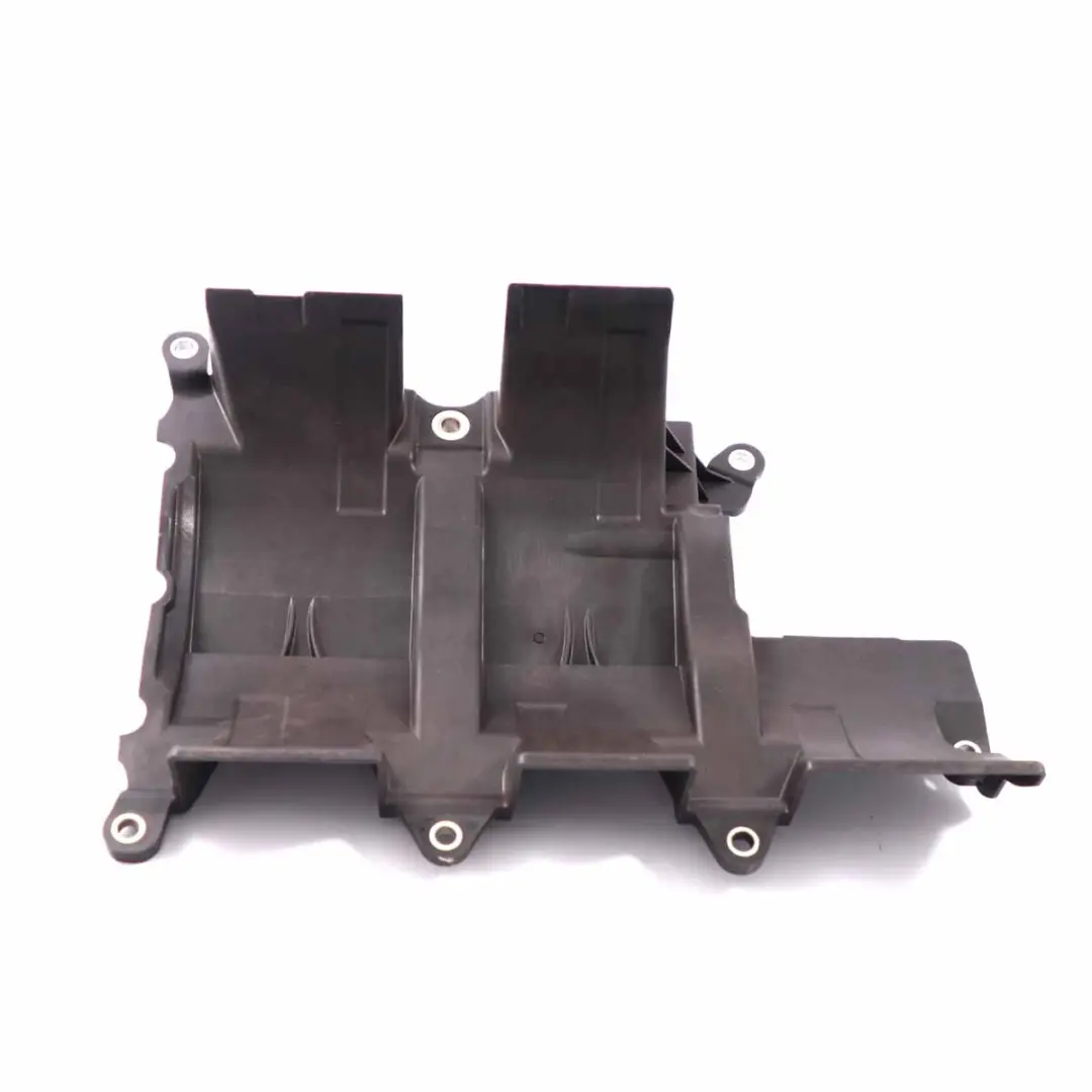 Plaque recouvrement Mercedes W204 OM642 Système lubrification carter  - SKU A6421800885 - Numéro de pièce A6421800885