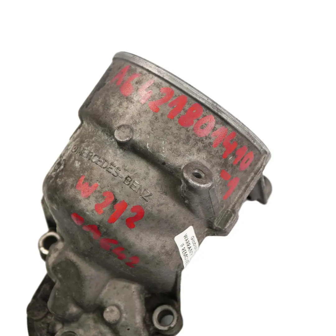 Mercedes-Benz W164 W207 W212 OM642 Logement du filtre a huile diesel pour à propos du numéro de pièce A6421801410 Mercedes-Benz W164 W207 W212 OM642 Logement du filtre a huile diesel - SKU A6421801410-1 - Numéro de pièce A6421801410