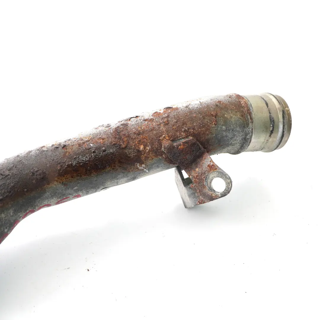 Tubo de la bomba de agua Mercedes Vito W639 OM642 Línea refrigerante del motor para con número de pieza A6422000052 Tubo de la bomba de agua Mercedes Vito W639 OM642 Línea refrigerante del motor - SKU A6422000052 - Número de pieza A6422000052